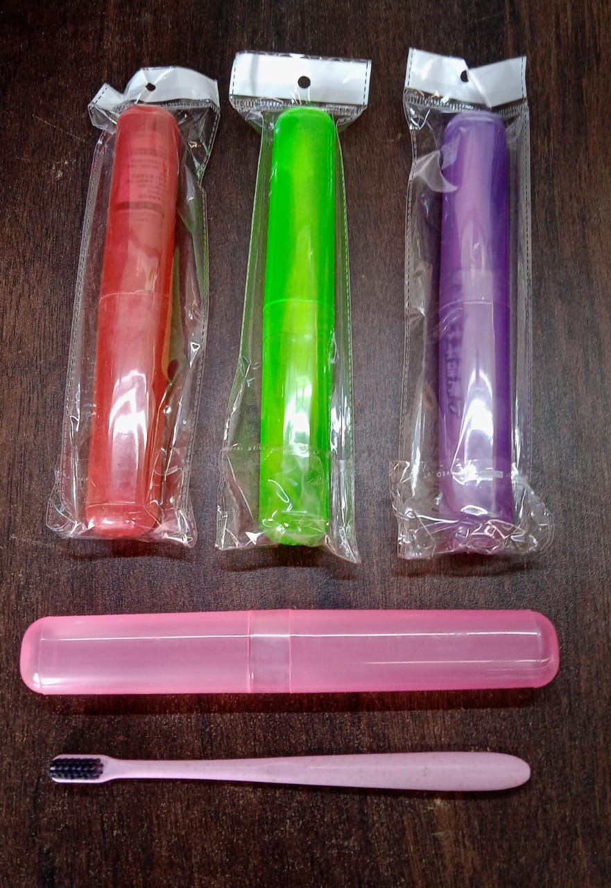 Soft Toothbrush With Toothbrush Cover Cleaner Scraper for Men and Women, Kids, Adults Plastic Toothbrush Cover / Case / Holder (1 Pc / Mix Color)