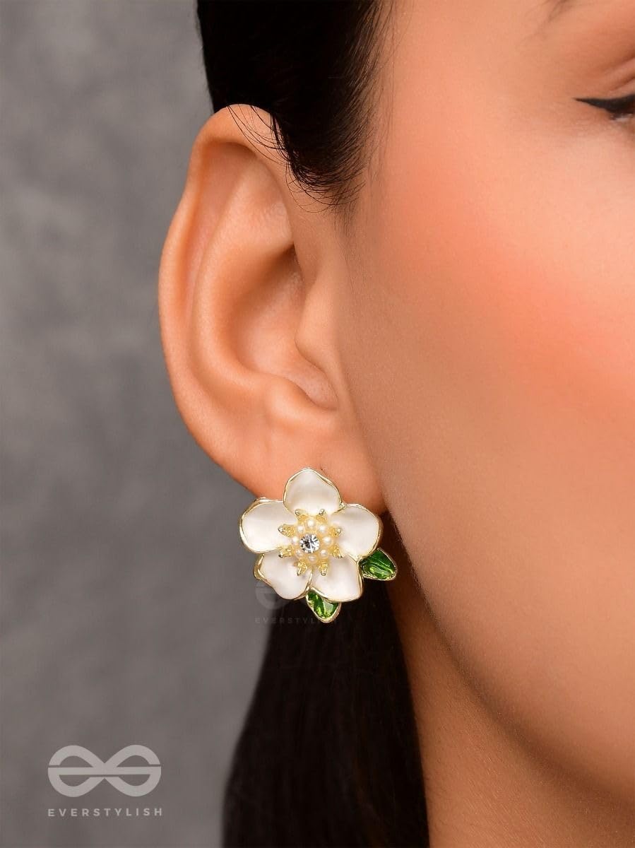 Combo Earrings Pack Pastel Petals Drop Earrings Flower Design Drop Earrings And Vintage Golden Round Earrings Fashion Ear Stud Earrings Circle Earrings for Women & Girls Pack of 2 Pair Earrings Set 2 Pair
