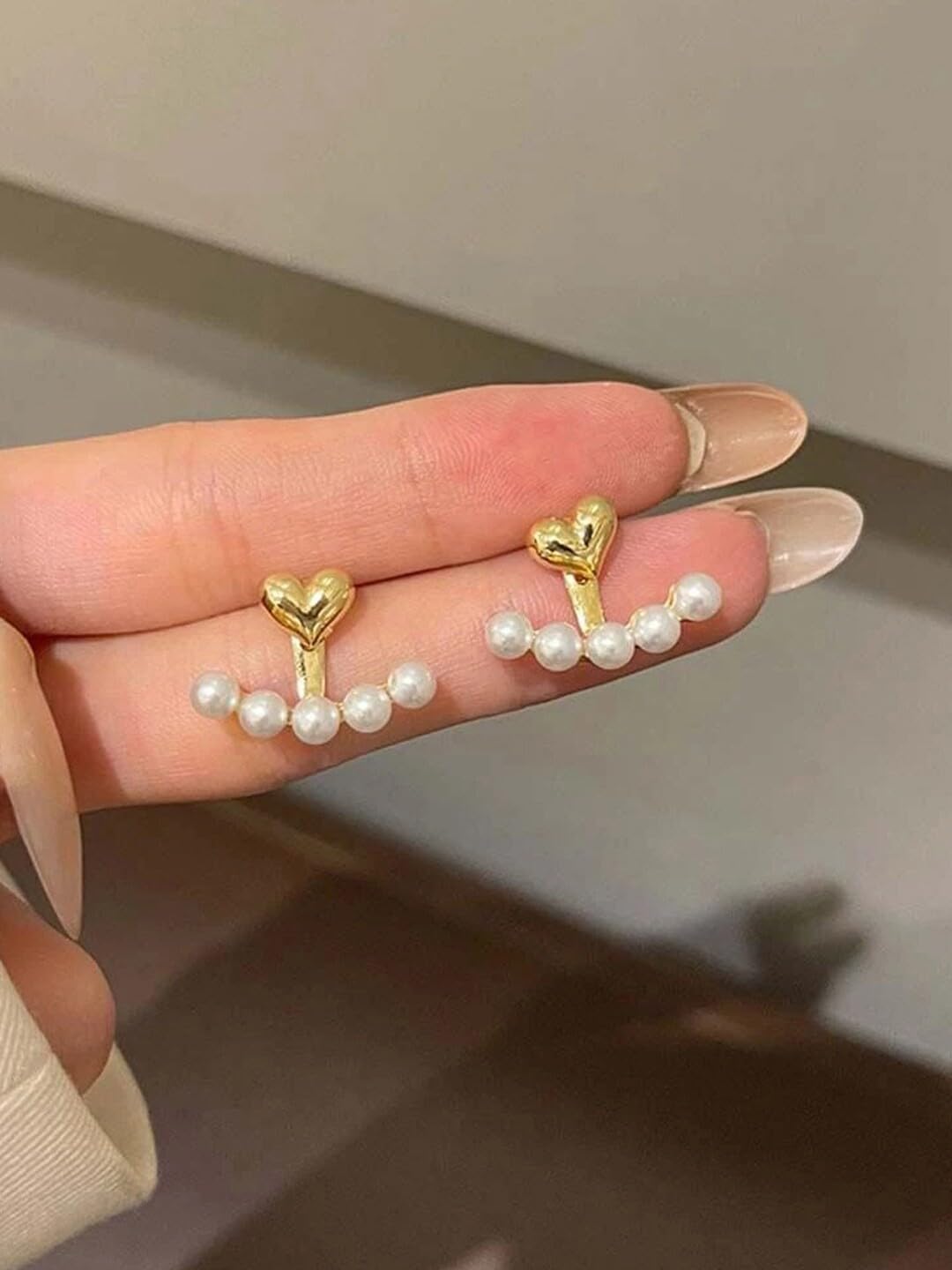 Combo Of Attractive and Stylish Water Drop Long Pearl Earrings Danglers and Gold Tone White Pearls Small Heart Ear Jacket Fashion Ear Stud Earrings For Women Girls Faux Pearl Love Heart Ear Studs