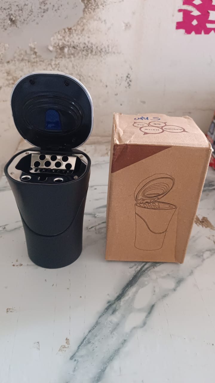 Solar Powered LED Car Ashtray with Flip Lid (1 Pc)