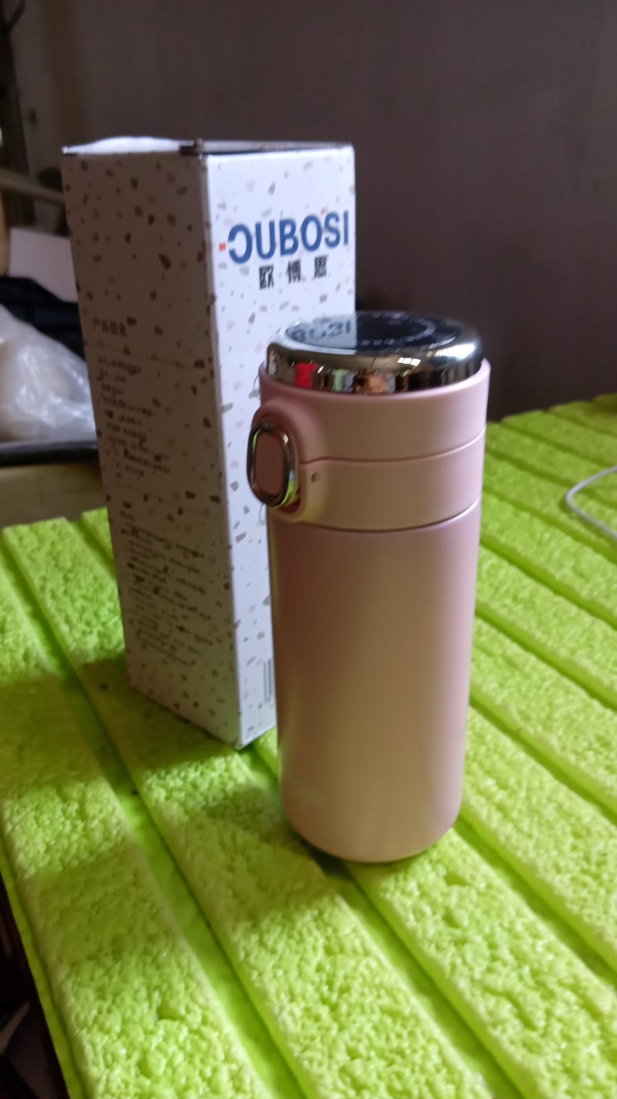 Smart Vacuum Insulated Water Bottle with LED Temperature Display, Cold & Hot | Leak Proof | Office Bottle | Gym | Home | Kitchen | Hiking | Trekking | Travel Bottle (Mix Color & Design / 300 ML Approx)