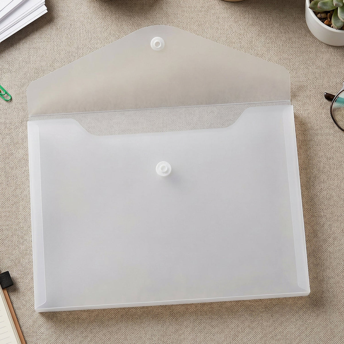 File folder interior detail