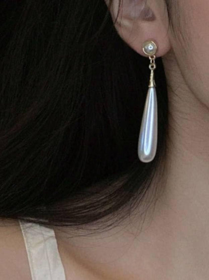 Combo Of Attractive and Stylish Water Drop Long Pearl Earrings Danglers and Gold Tone White Pearls Small Heart Ear Jacket Fashion Ear Stud Earrings For Women Girls Faux Pearl Love Heart Ear Studs