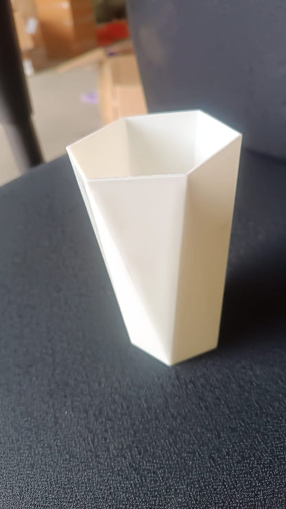 Modern Geometric Hexagon Plastic Flower Vase (1 Pc)