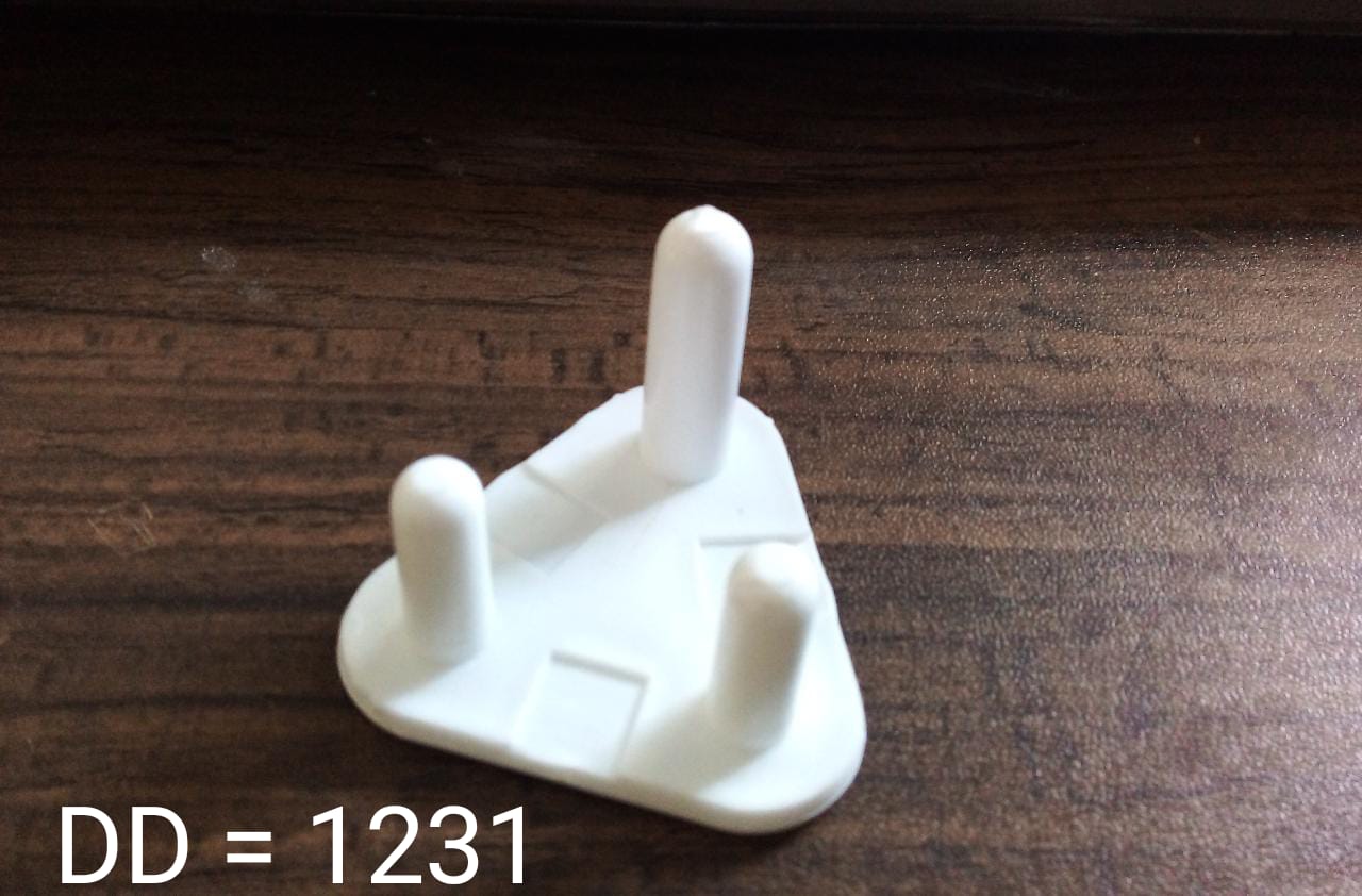Safety Cover Guards for Electric Socket Plug (Big) 4 pcs