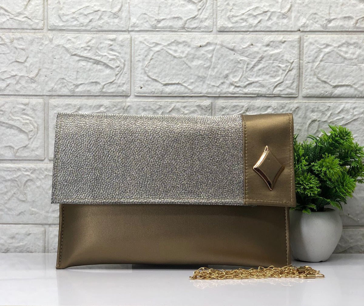Gorgeous Envelope Clutch Sling For Women And Girls