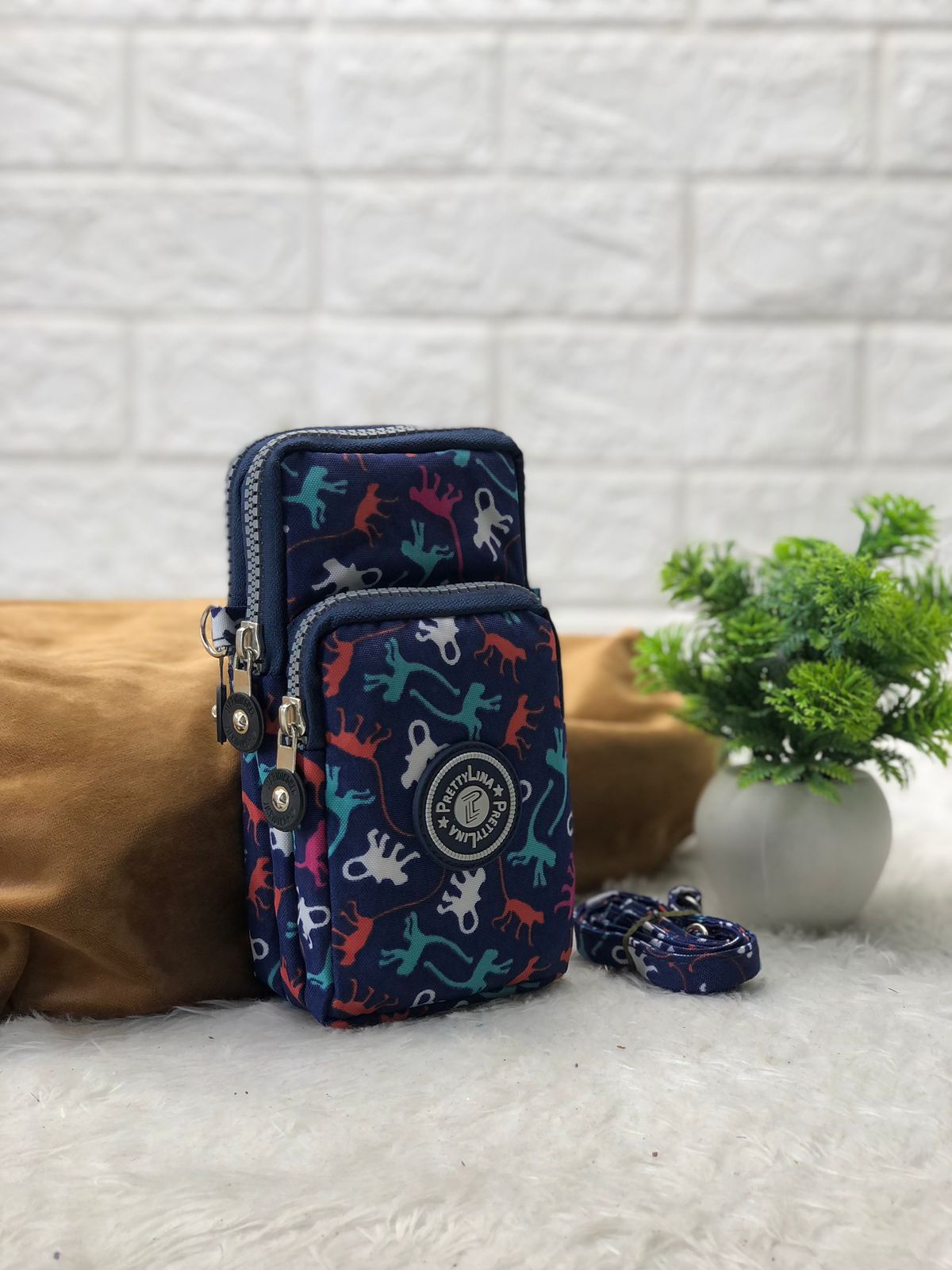 Sling For Women And Girls With Mobile Compartment
