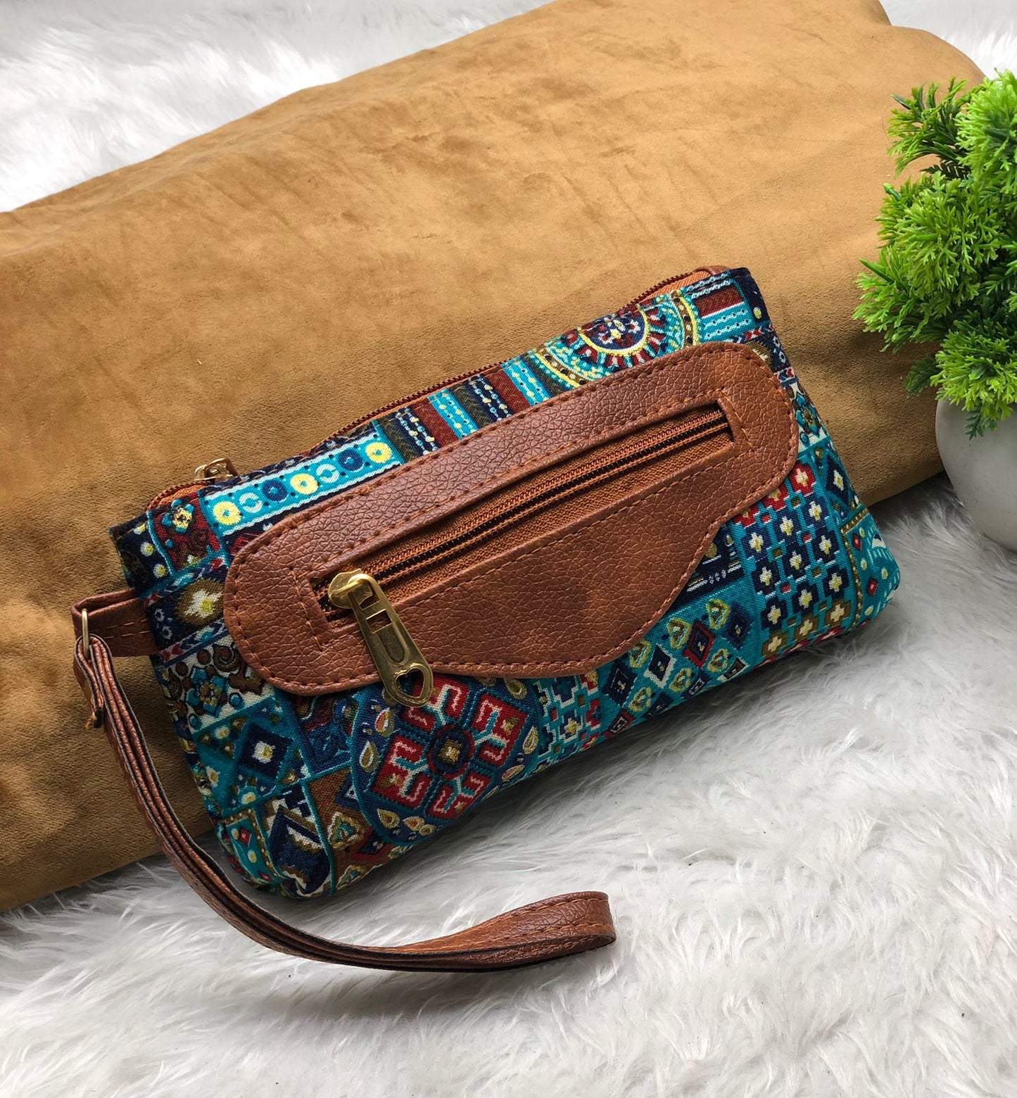 Pouch Bag For Women And Girls