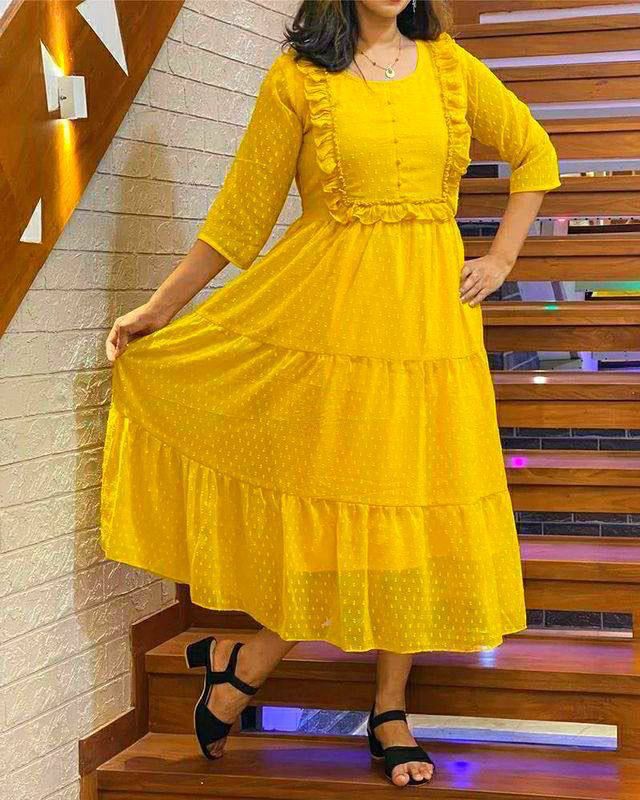 Maxy gown
