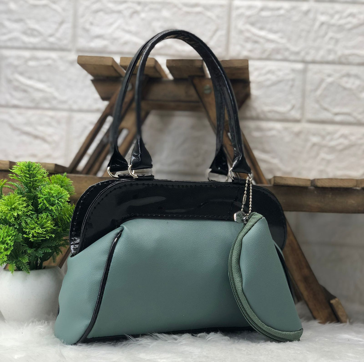 Fancy Clutch For Women And Girls with pouch