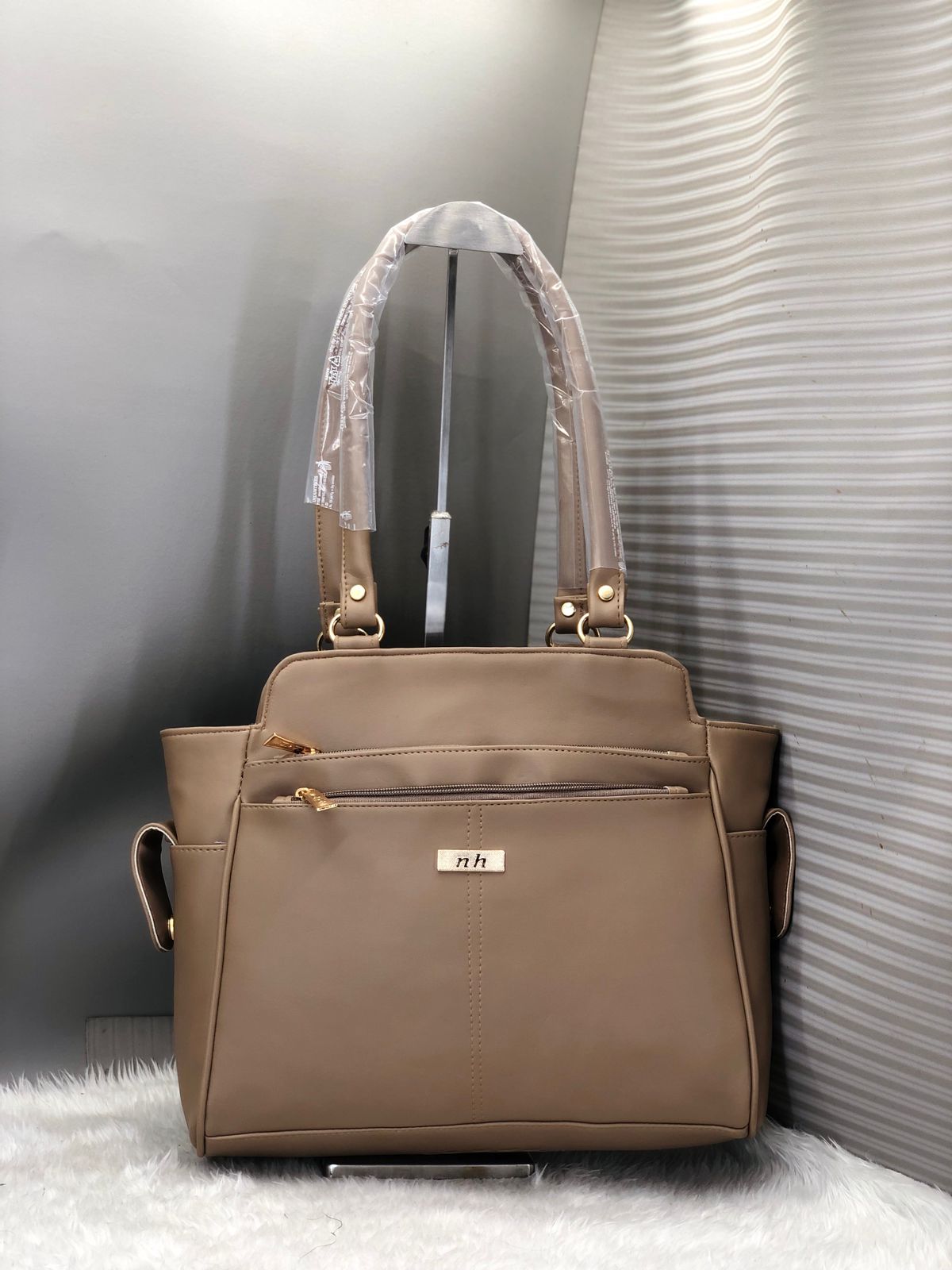 Fancy Shoulder/Handbag For Women And Girls