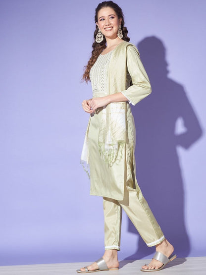 Women's Green Colour South Silk Kurta Pant With Dupatta Set