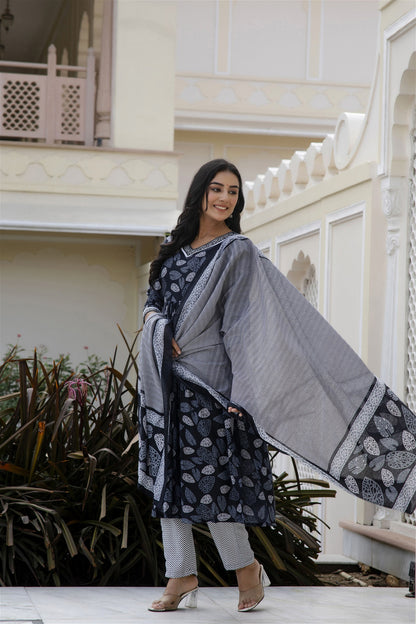 Floral Printed Rayon  Kurta With Pants & Dupatta
