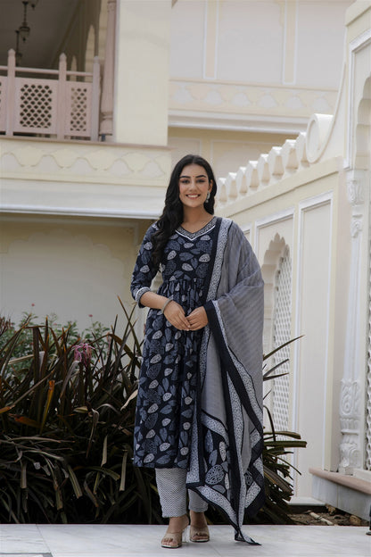 Floral Printed Rayon  Kurta With Pants & Dupatta