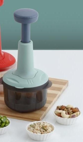 Chopper- 550ml Plastic Push Vegetable Chopper