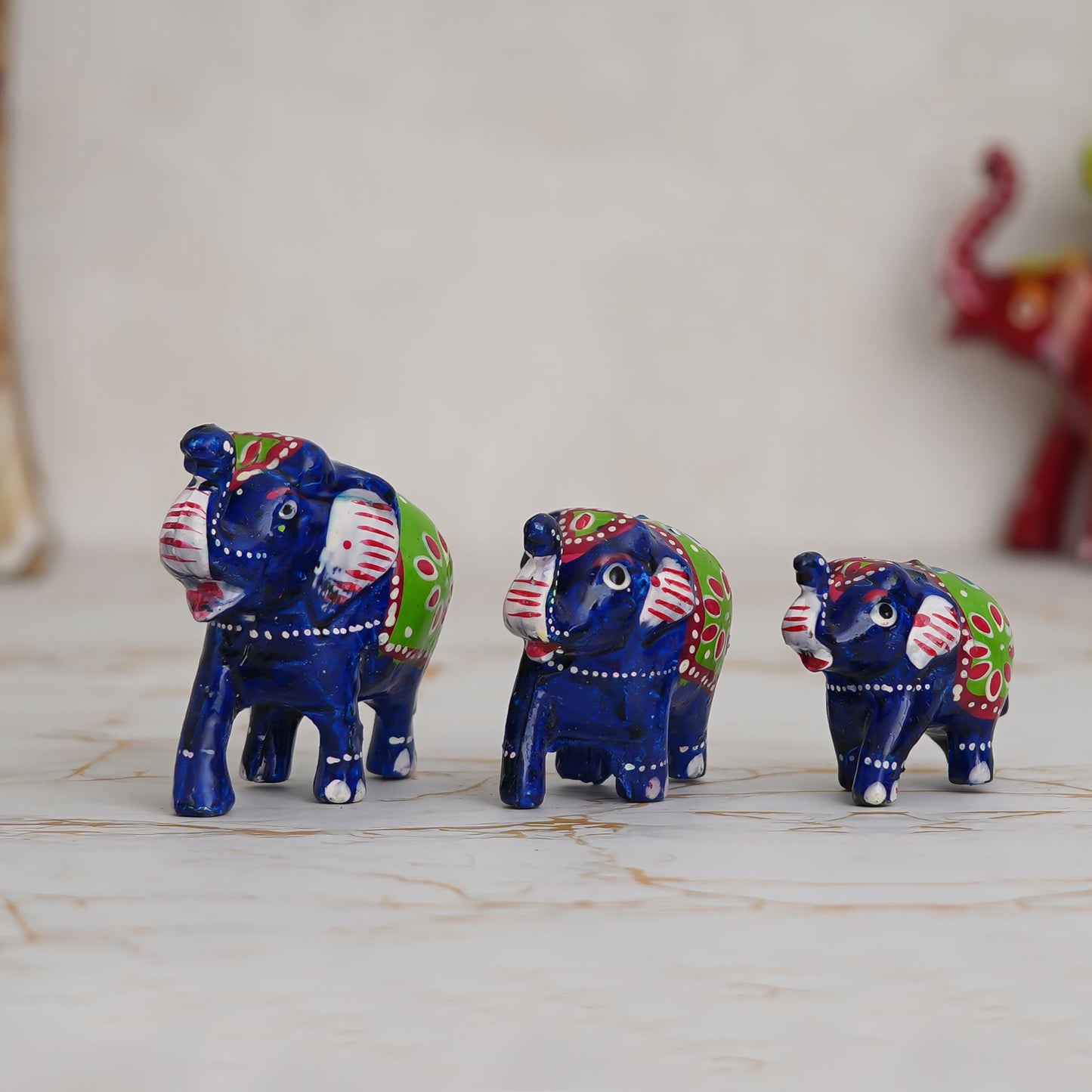 Set of 3 Multicolor Elephant Statues Animal Figurines Decorative Showpieces