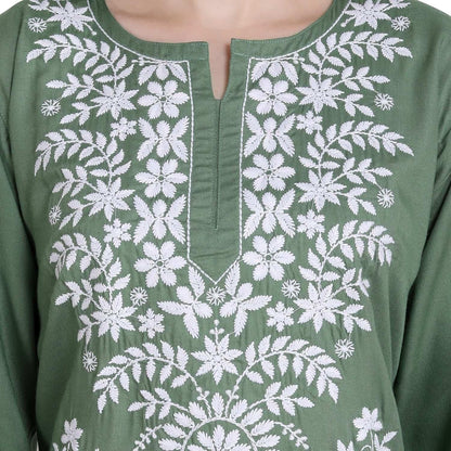 Women Chikan Embroidery Straight Kurta