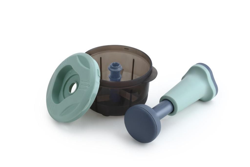 Chopper- 550ml Plastic Push Vegetable Chopper