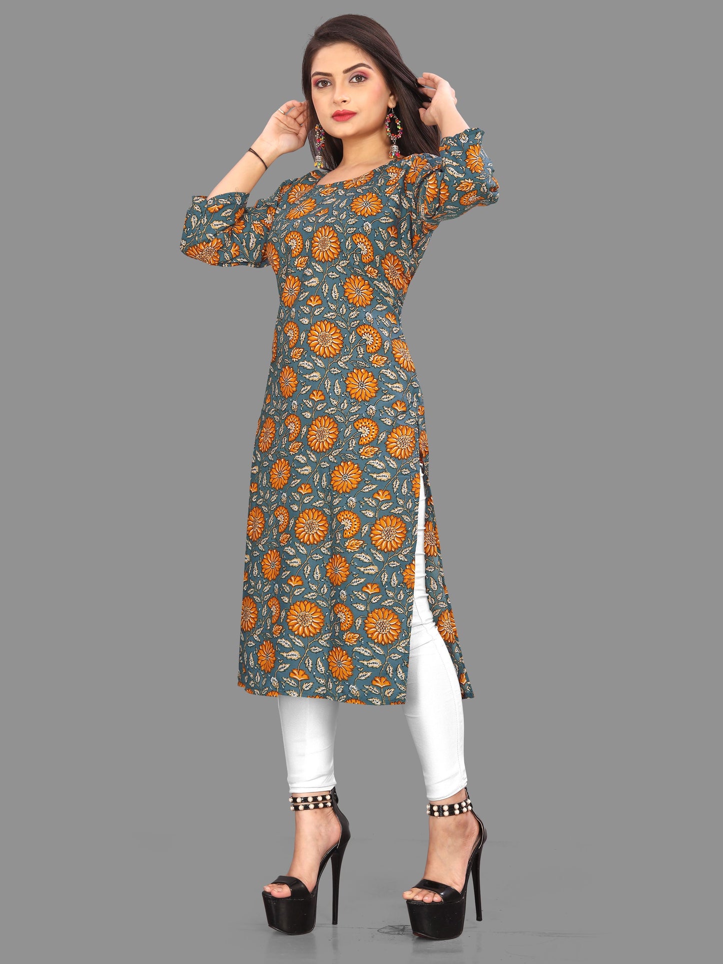 Women's Printed Crepe Kurtis